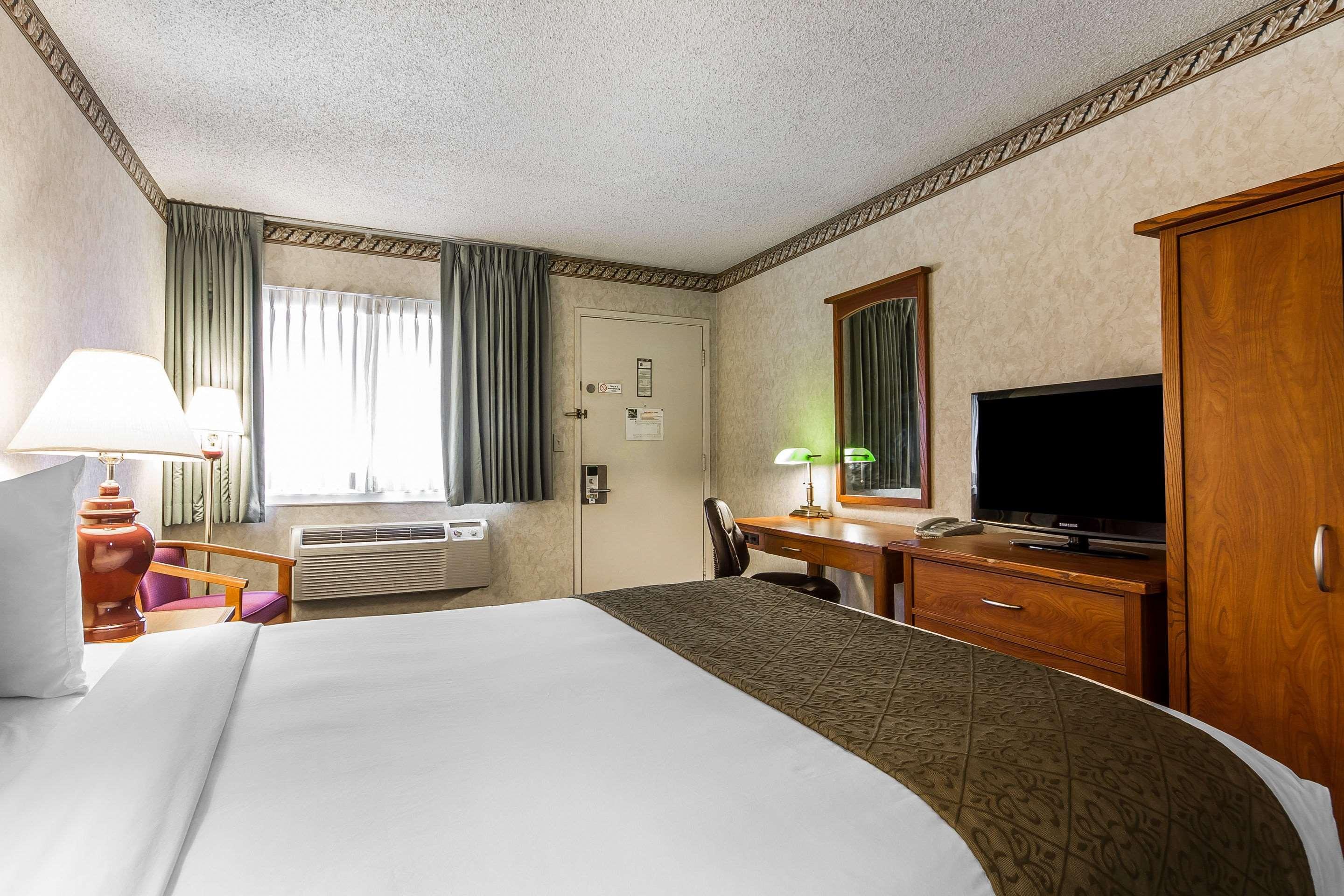 Quality Inn & Suites Silicon Valley Santa Clara Eksteriør bilde